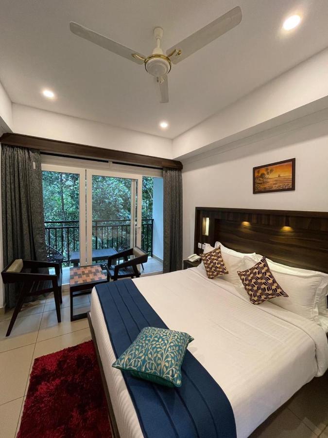Amuse Vista Resorts And Spa Anachal Exterior foto