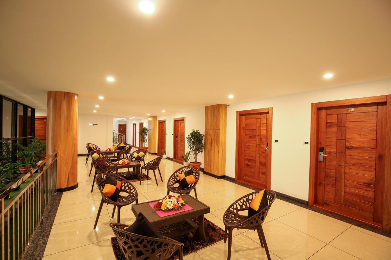 Amuse Vista Resorts And Spa Anachal Exterior foto
