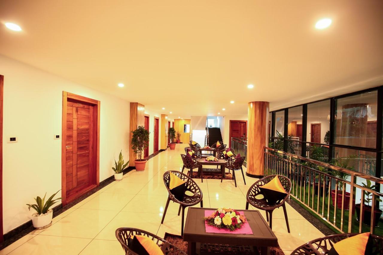Amuse Vista Resorts And Spa Anachal Exterior foto